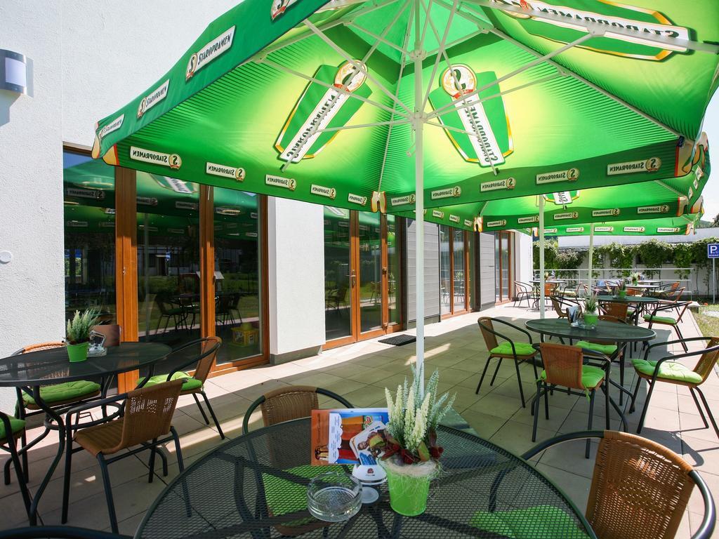 Nad Kralovnou Hotel & Restaurant Прага Номер фото